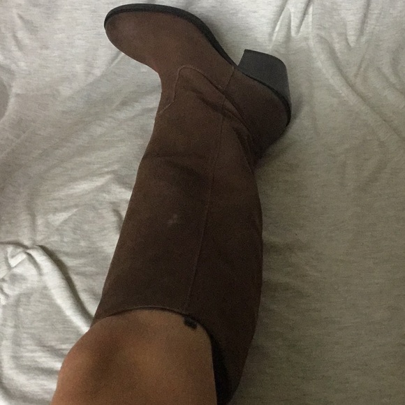 BRAND NEW- Brown leather knee high boots - Picture 5 of 5